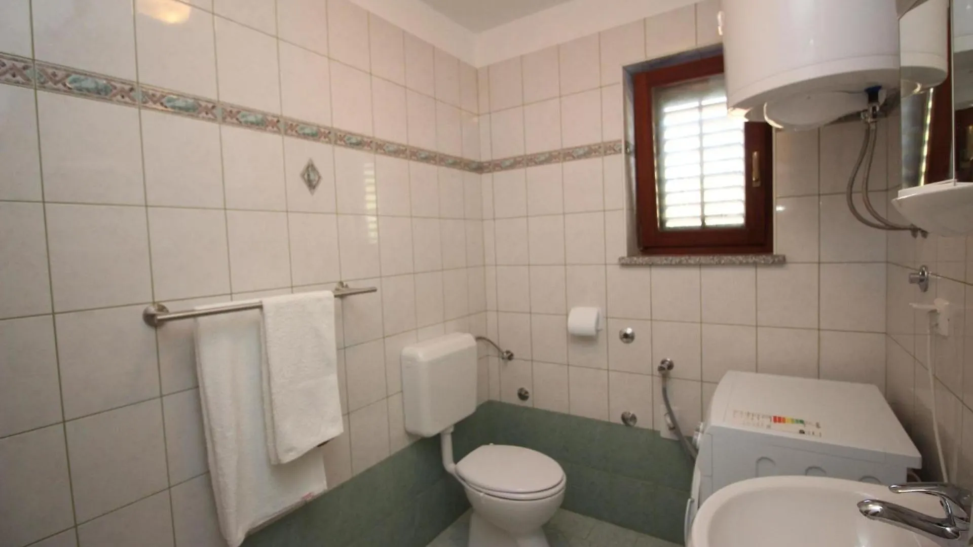 Apartment Ferienwohnung Fuer 5 Personen Ca 65 Qm In Silo, Kvarner Bucht Krk
